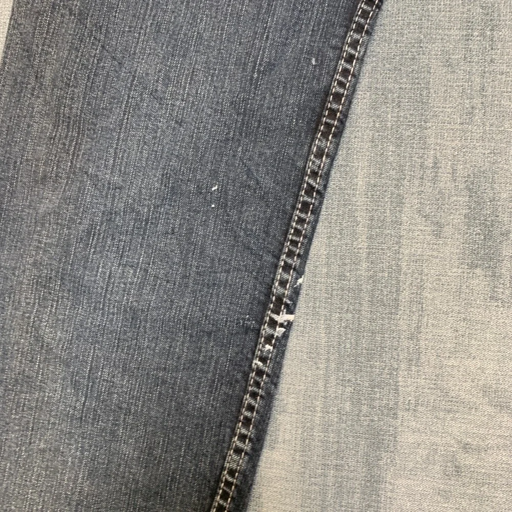 Levi's 505 Jeans Mens 34x32 Blue Denim Dark Wash Comfort Regular Fit Bootcut Leg